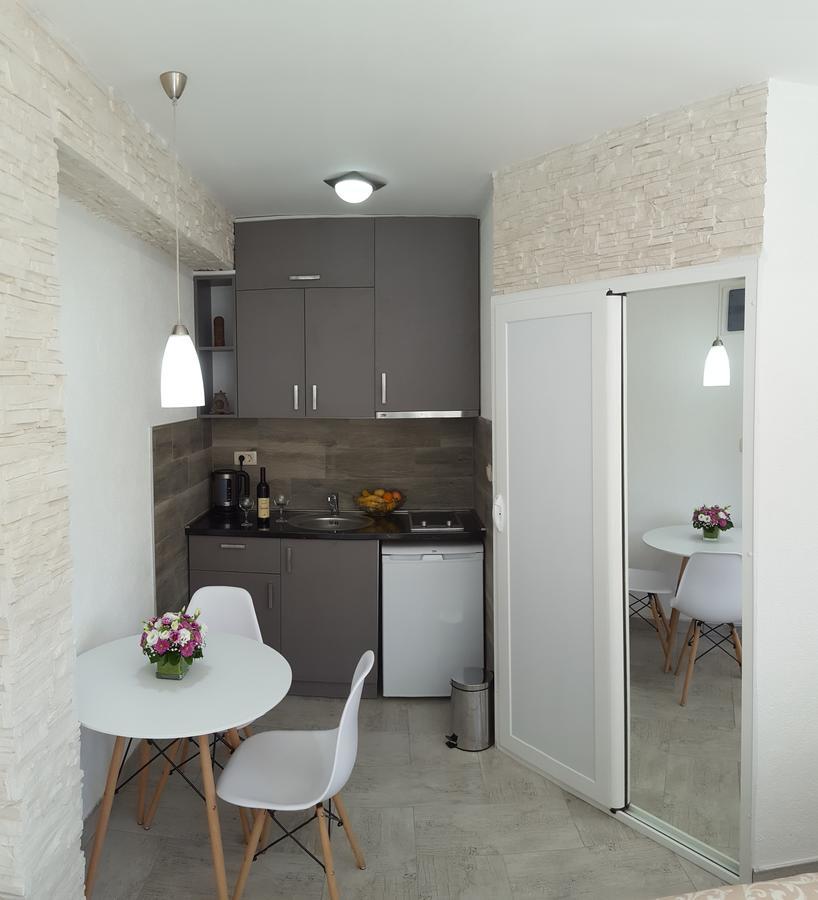 Apartments "4You" Tivat Luaran gambar